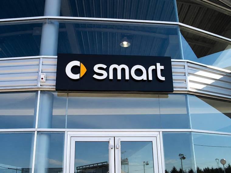 Enseigne de concession · Smart