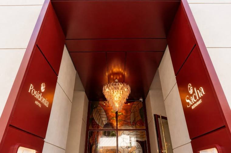 Habillage d'entrée · Hôtel Posidonia