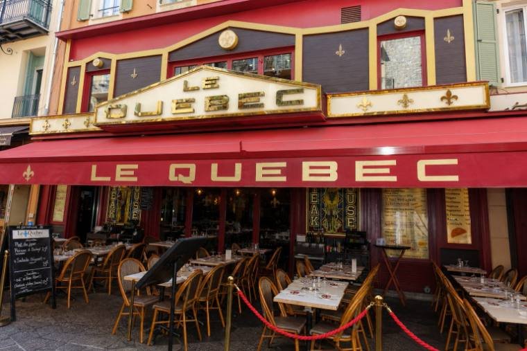 Store banne · Le Québec