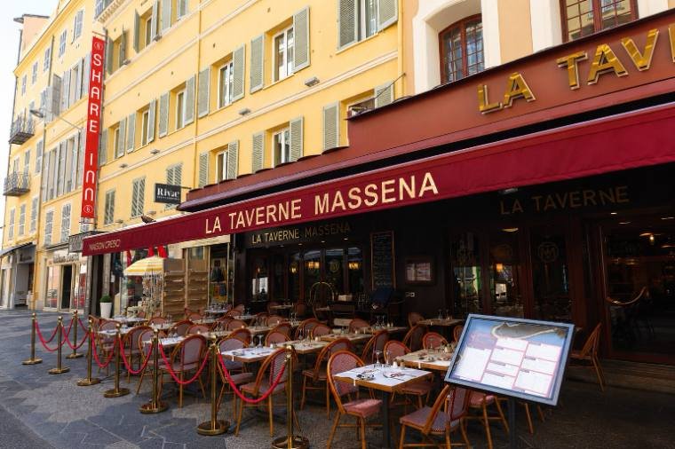 Store banne sur-mesure — Taverne Masséna